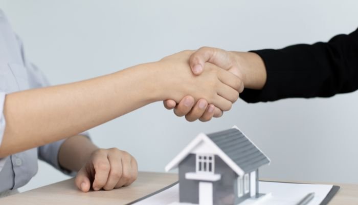 How to Become a Real Estate Agent in India in 2024